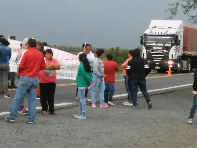 Cortan la ruta nacional 11 en Riacho Negro