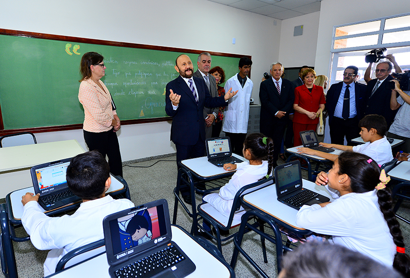 Repudio por descalificaciones a la labor de los docentes formoseños