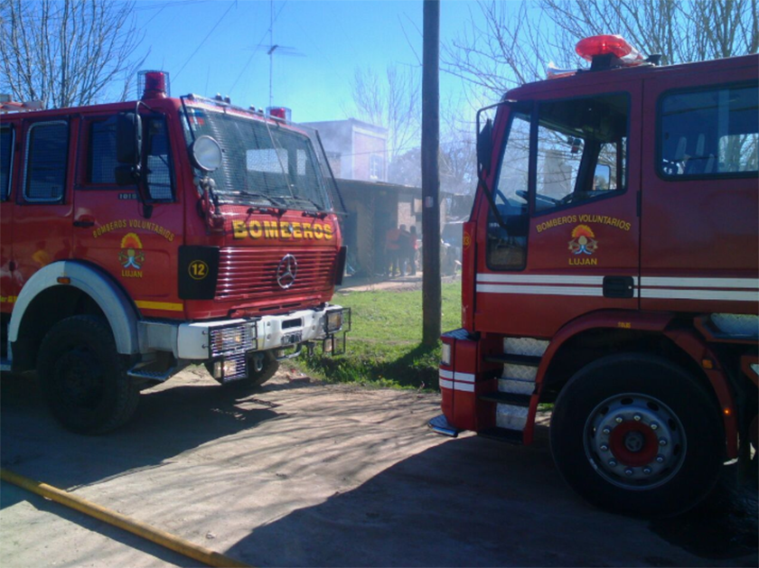 Incendio accidental destruyo una vivienda
