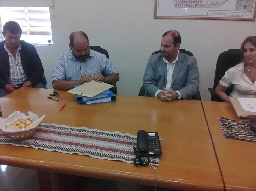 IPV: Nueva firma de licitaciones