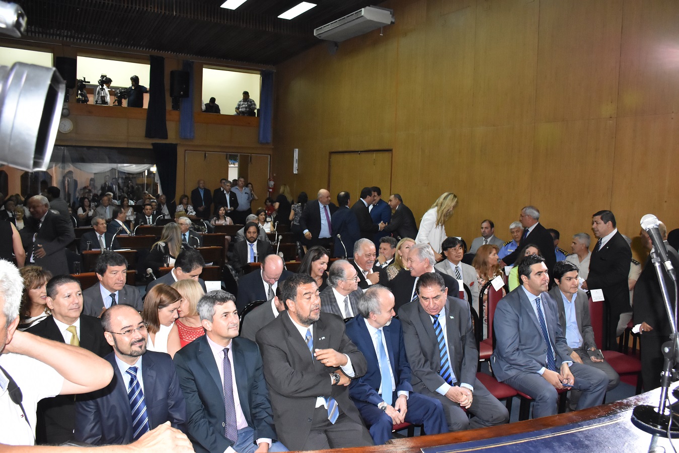 El Jefe de Gabinete presidio jura de los legisladores provinciales