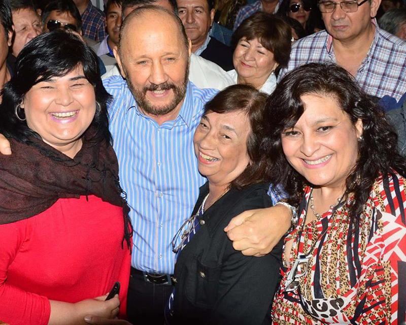 Apoyo al Gobernador Insfrán