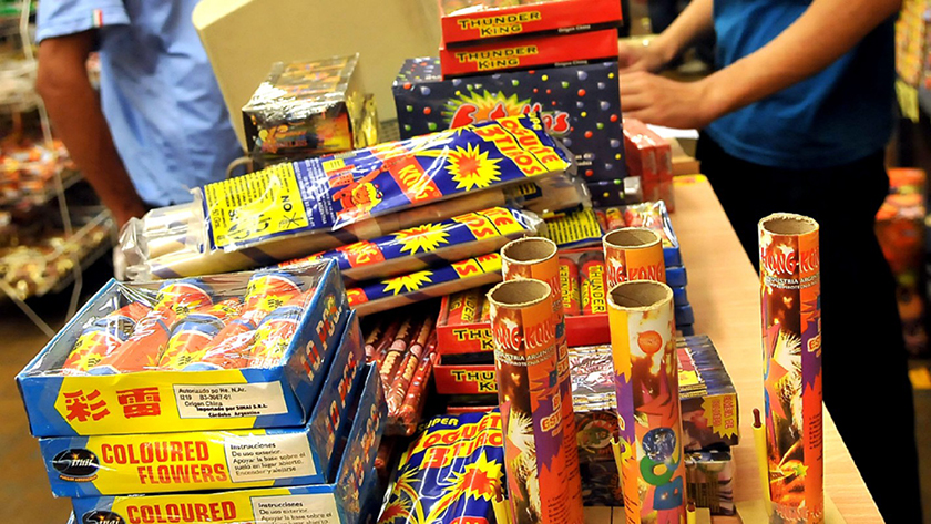 Recuerdan prohibiciones para venta de artículos pirotécnicos peligrosos