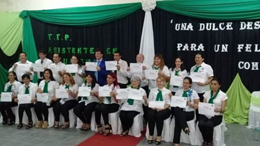 Primera promoción de profesionales en Turismo