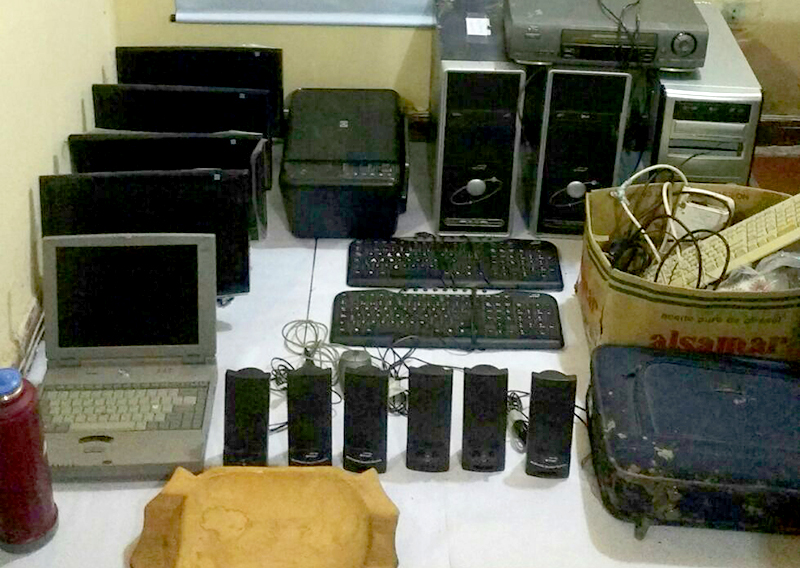 La Policía demoró a cuatro personas y recuperó los bienes sustraídos de una capilla en el barrio Namqom