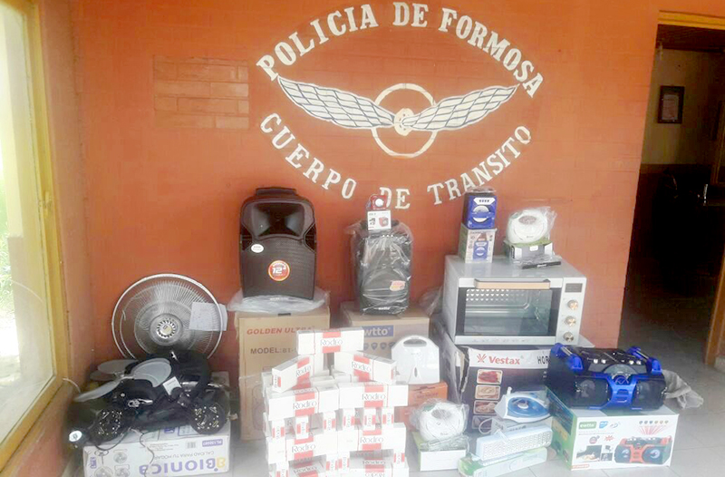 Incautan mercaderías sin aval aduanero