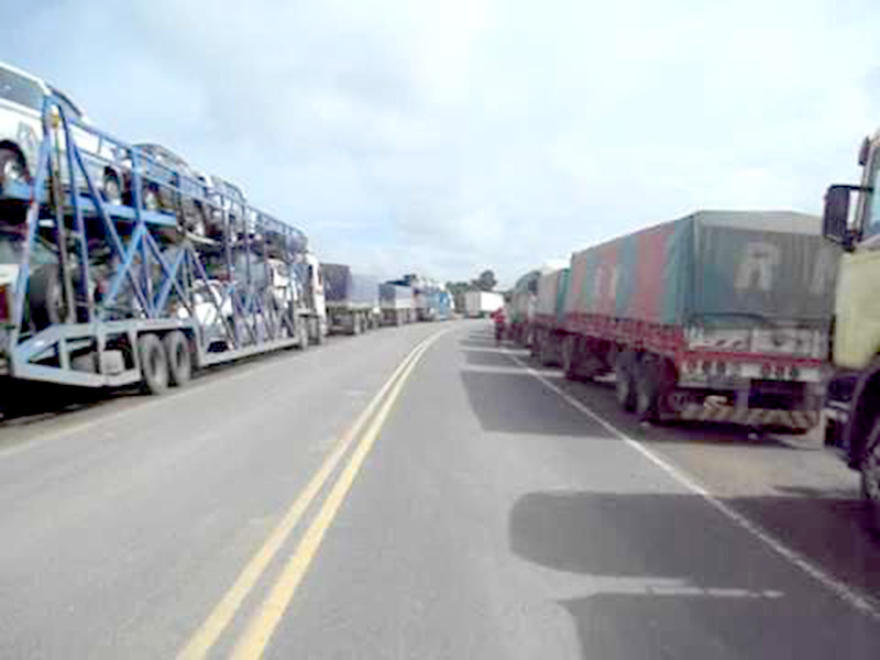 Corte sobre la ruta 11 en Clorinda