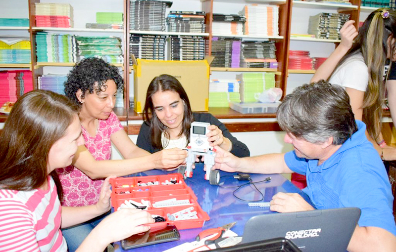 De las 12 mil netbooks esperadas por escolares, Nación solo remitió 400