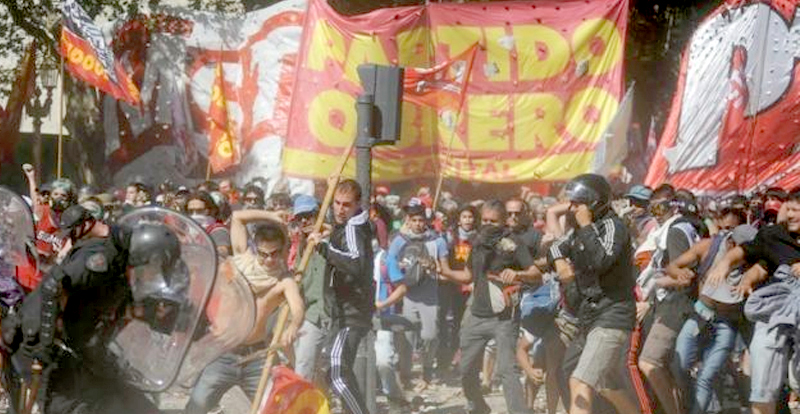 Liberan a los militantes del PO detenidos tras las protestas contra la reforma previsional