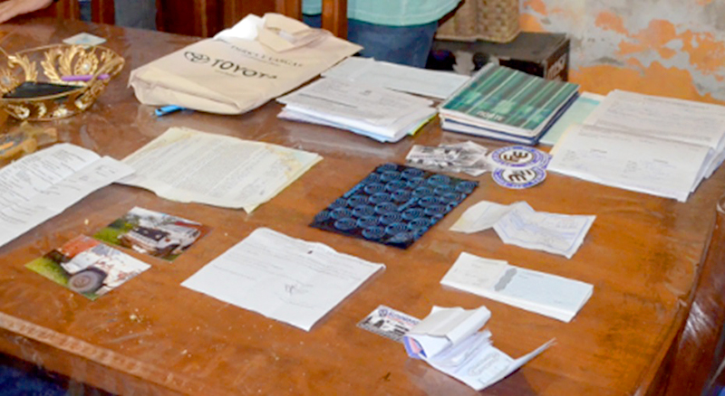 Ingeniero Juárez: en dos allanamientos la Policía secuestró documentaciones adulteradas de vehículos