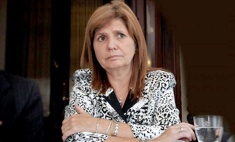 Más renuncias de familiares: el hijo de Patricia Bullrich se va del Gobierno