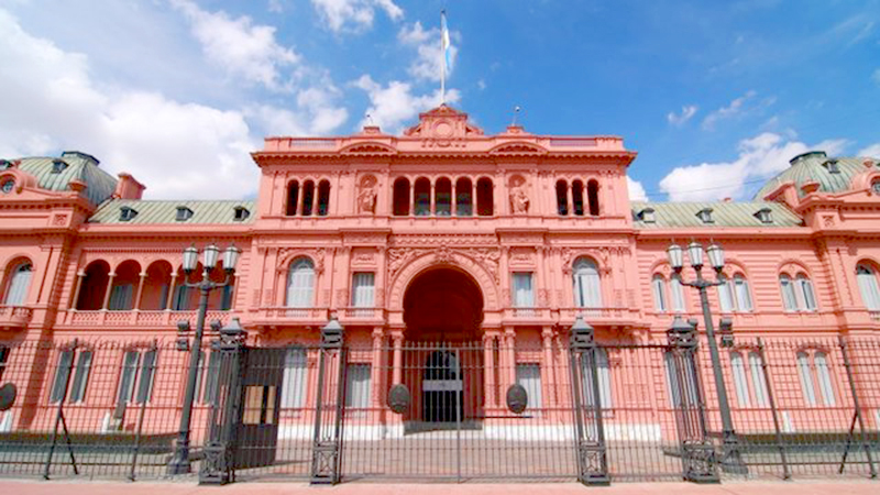 En el Museo de Casa Rosada, Macri incorporó un insólito homenaje a dictadores