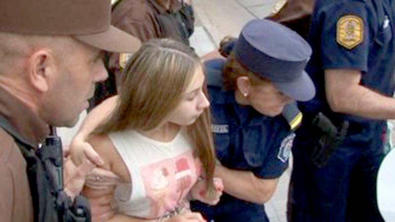 La defensa de Nahir difunde su diario íntimo y asegura que Fernando la golpeaba