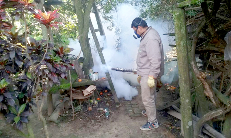 Prosigue la campaña preventiva contra el aedes aegypti en barrios de la ciudad