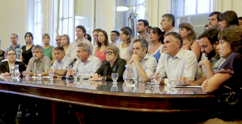 La oposición citará al ministro de Educación para que dé explicaciones por el decreto