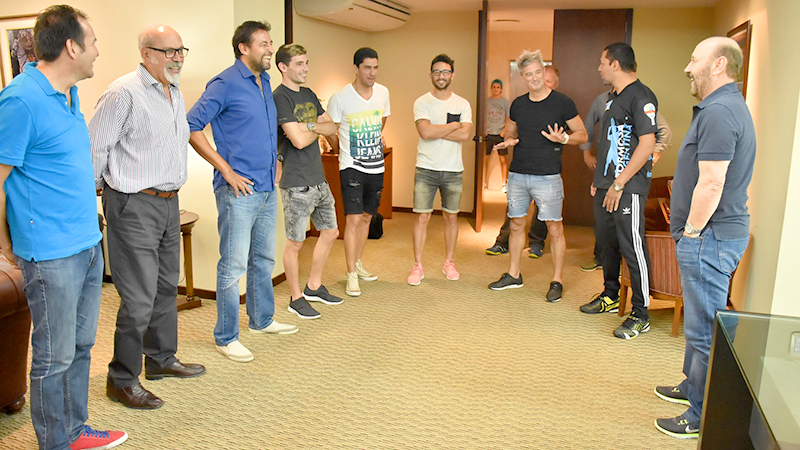 Insfrán recibió a los mejores jugadores del pádel mundial