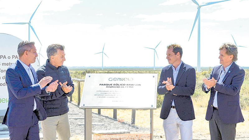 Denuncian al presidente Macri por la compra venta de parques eólicos