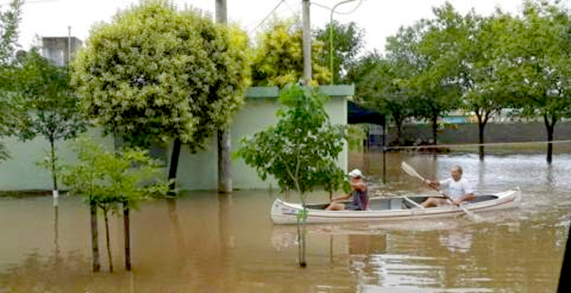 Chaco: casi 300 mm en Sáenz Peña y cientos de calles anegadas en toda la provincia