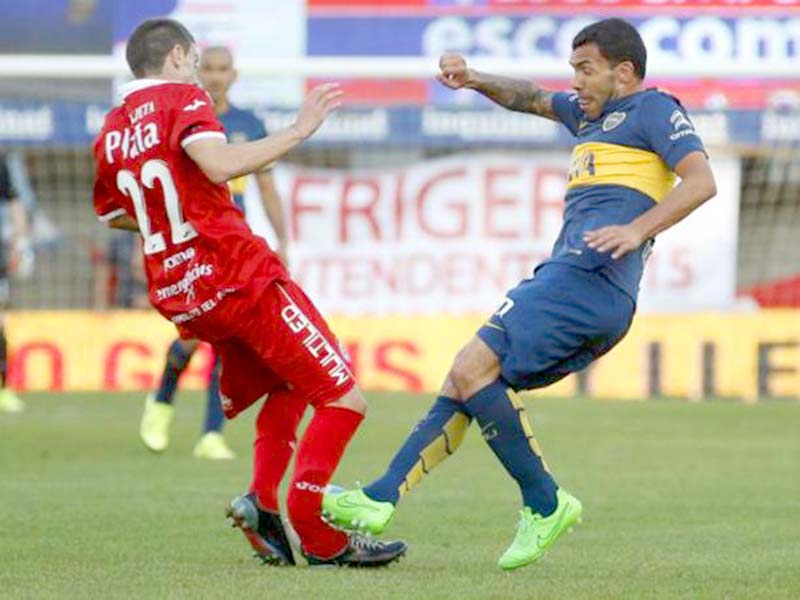 El hermano de Ezequiel Ham, contra Tevez: «Volvió el humilde quebrador de pibes»