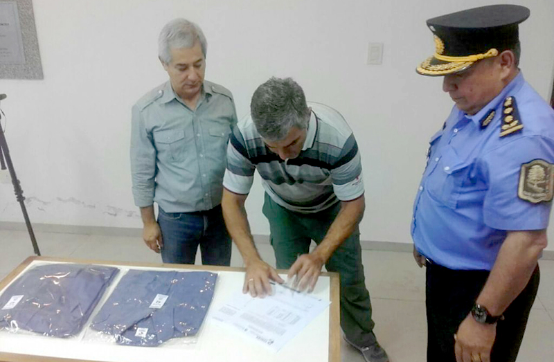 El Fontex entregó uniformes a la Policía