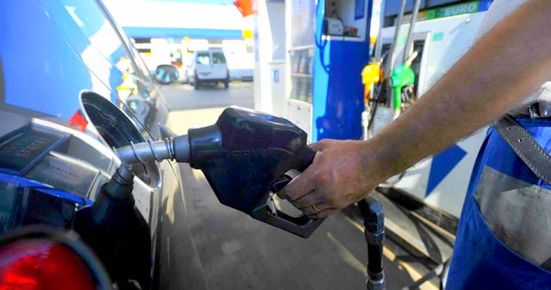 YPF cobrará la nafta según el barrio y la hora