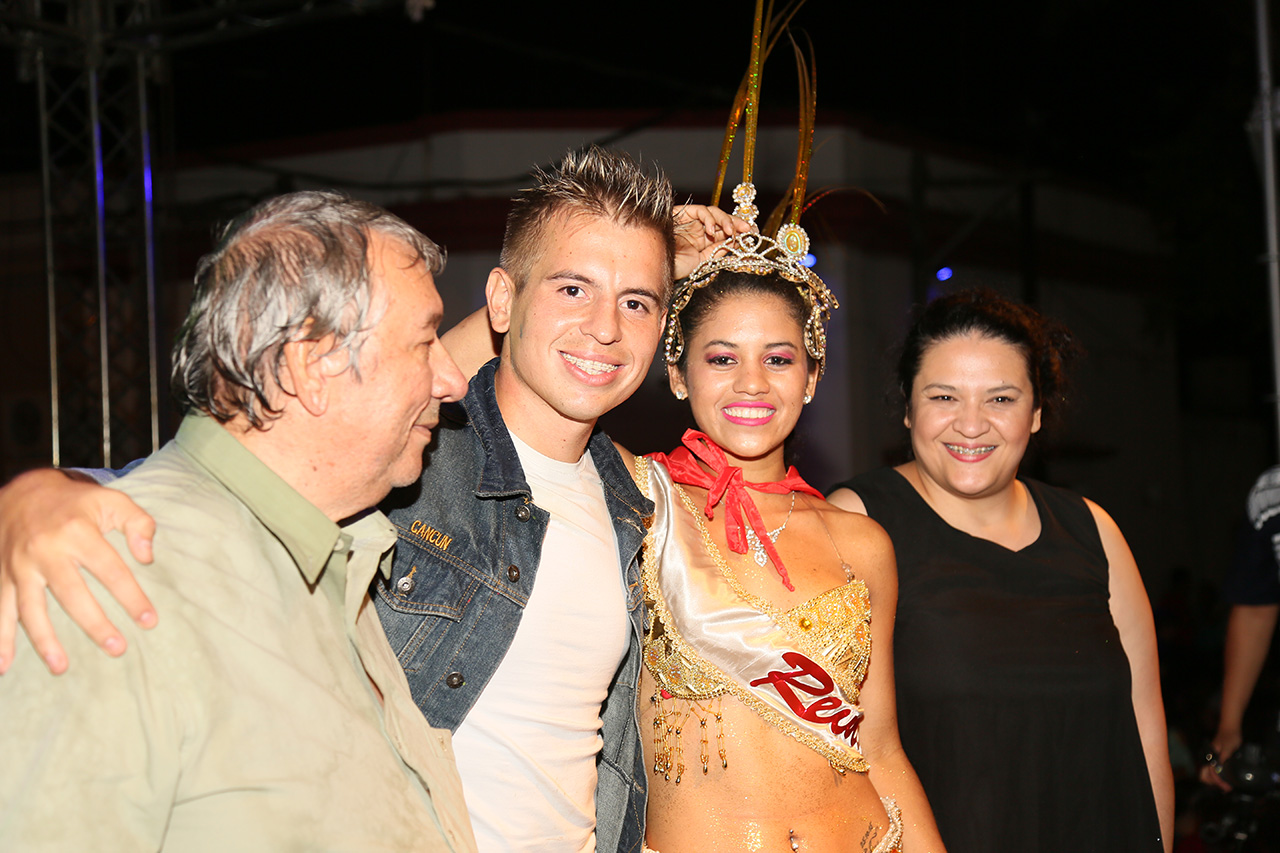 Exitosa edición de los corsos en Las Lomitas