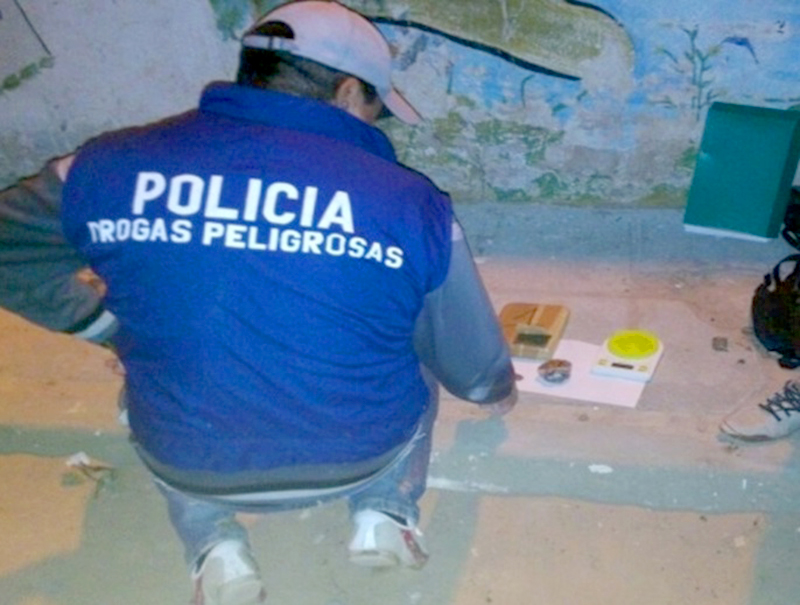 Drogas: Desbaratar banda dedicada al narcomenudeo