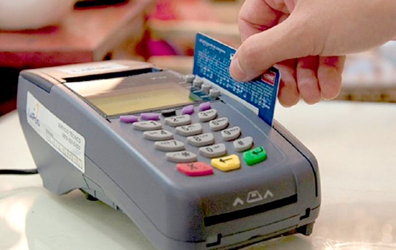 Las ventas con tarjetas de crédito y débito crecieron 6,3% y 10% en enero