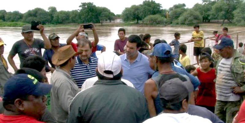 Urtubey recorrió zonas afectadas y apuntó a un “plan para después de la emergencia”