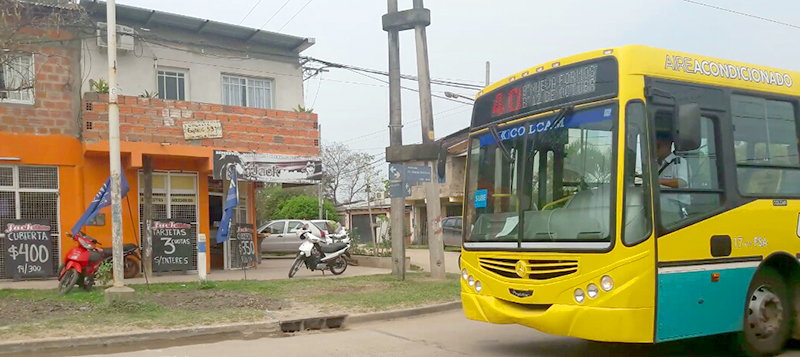 Viotto: “Despedimos a un personal y treinta choferes bloquearon la salida de la empresa”