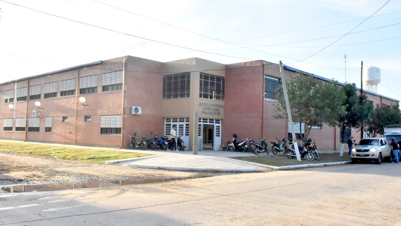 Insfrán preside en Clorinda el inicio de clases inaugurando obras educativas