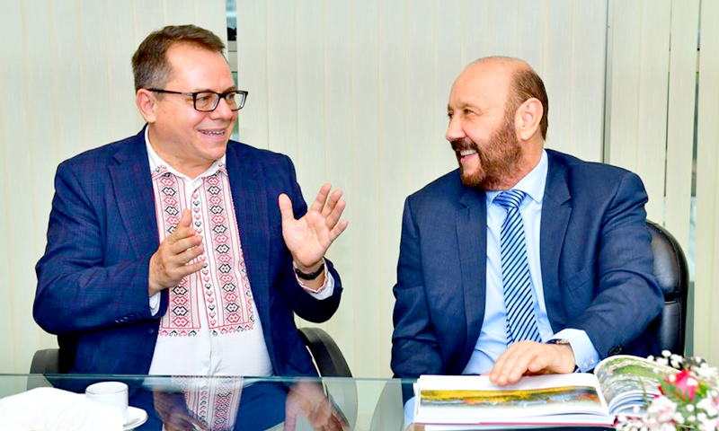 Insfran recibió al embajador de Ucrania en nuestro país