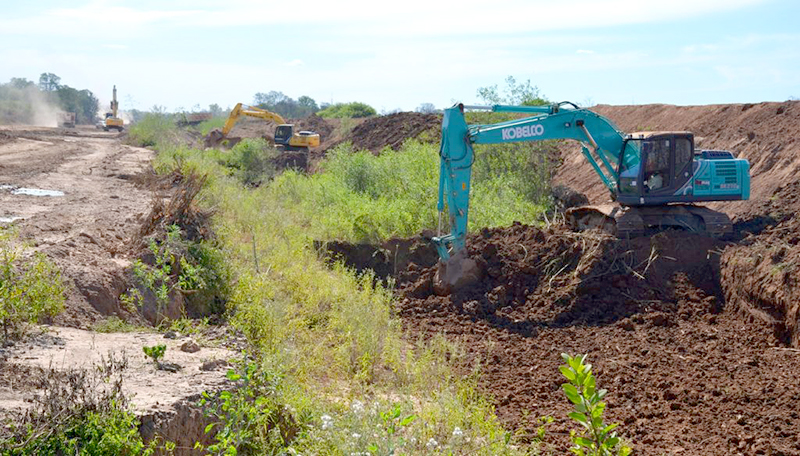 Río Pilcomayo: Defensas ceden y activan la fase de evacuación de familias en riesgo