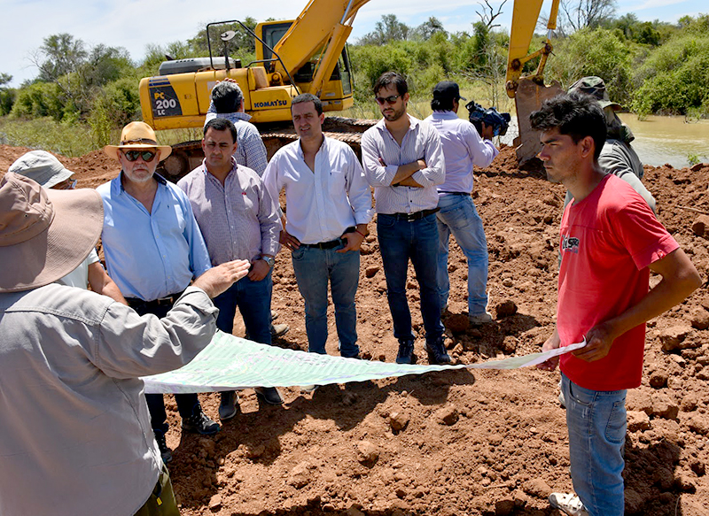 Diputados del Frente de la Victoria visitaron la zona crítica del Pilcomayo