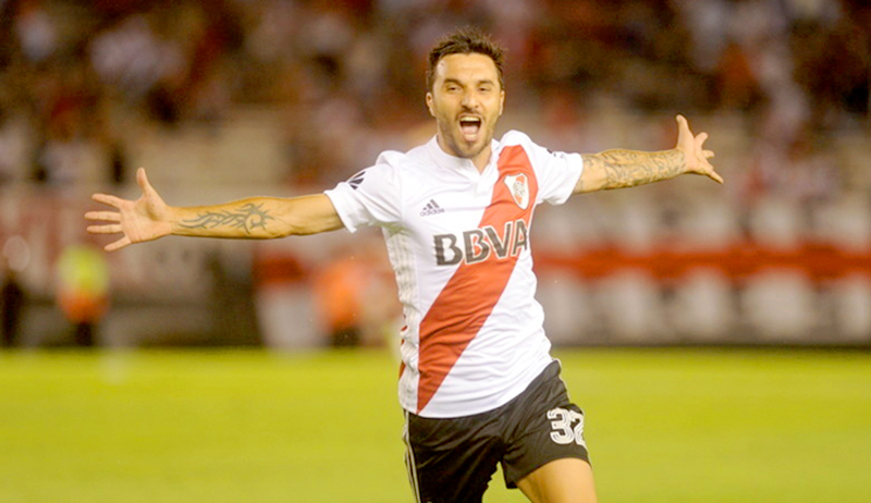 River recuperó la alegría con un Scocco brillante