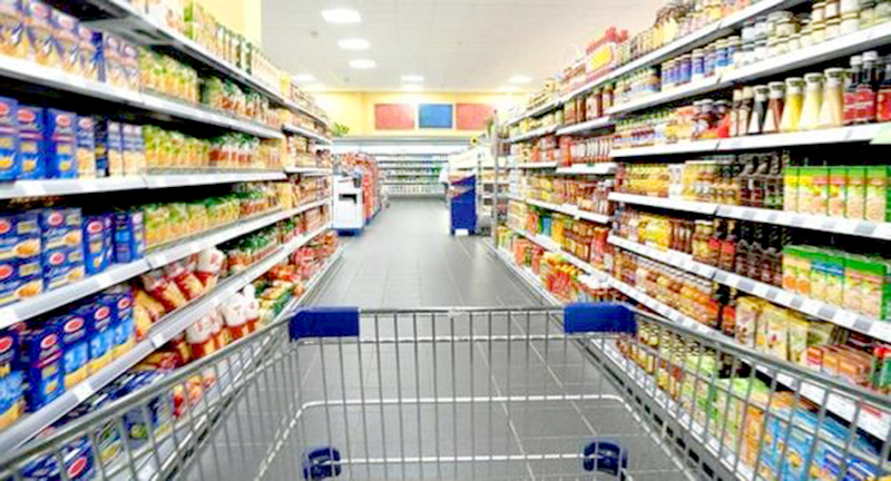 Consumidores exigen que se frene la inflación y suban los salarios