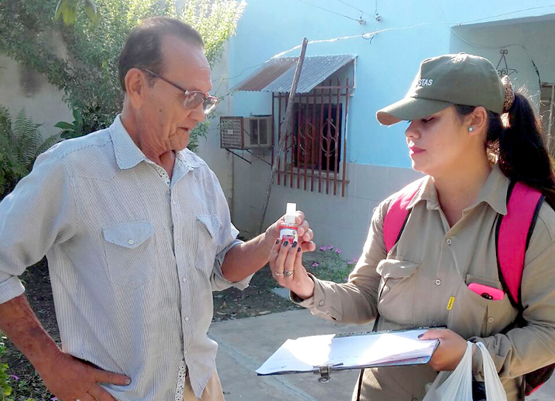 Insisten en la importancia del compromiso de los vecinos en campaña contra el dengue