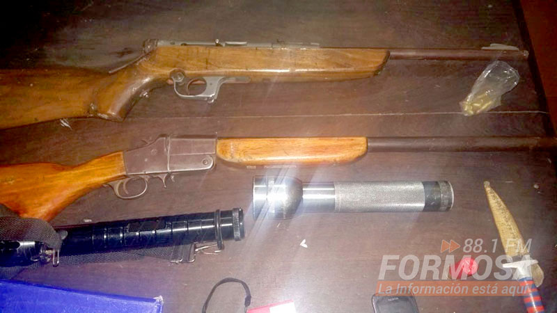 Secuestraron armas de fuego y detuvieron a dos personas