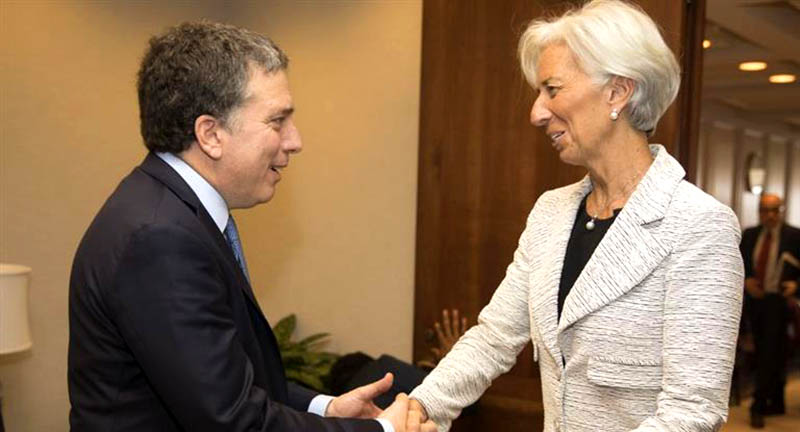 “¿Soy la única mujer?”, preguntó Lagarde al recibir a la comitiva argentina