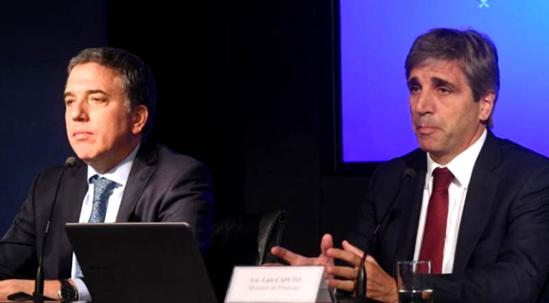 Dujovne y Caputo en conferencia de prensa: más ajuste como respuesta a la devaluación