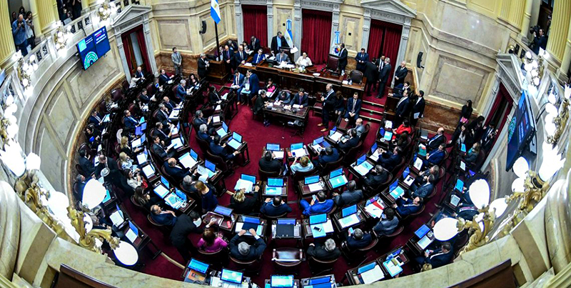 Aborto en el Senado: por ahora gana el “No” por una mínima diferencia