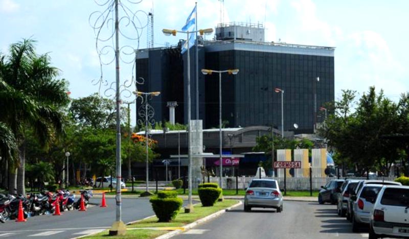 Licencia de dos días a estatales que votan fuera del lugar donde viven