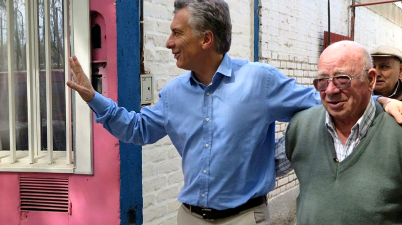 Macri quiere restringir el subsidio que les da a los abuelos que no se pueden jubilar
