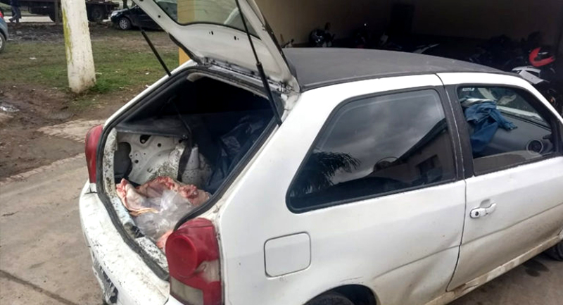 Sorprendieron a un automovilista llevando 100 kilos de carne sin respetar las medidas de salubridad