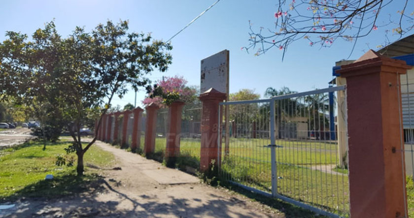 Vera: “Los chicos que pelean con un cuchillo afuera de la EPES N°35 no pertenecen a la institución, pero sí son del barrio”