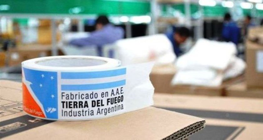 Por dólar y tasas, caen ventas y se derrumba 40% la producción de TV, celulares y electro
