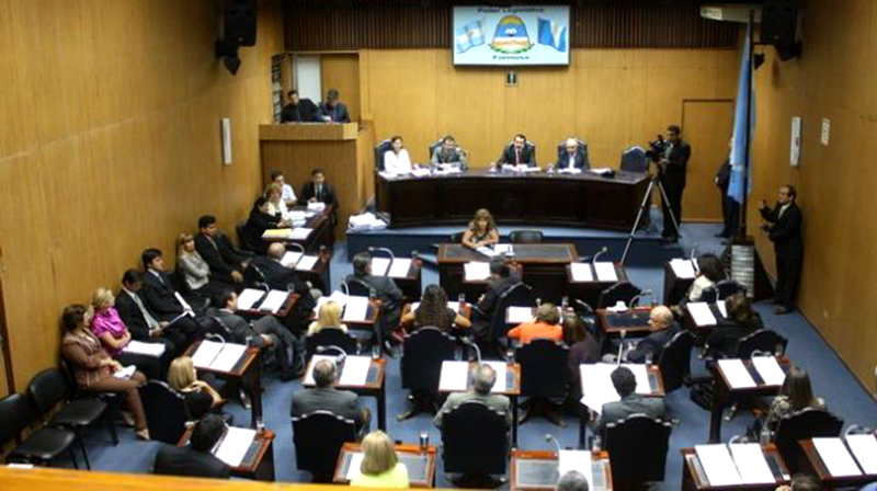 Legislatura aceptó renuncia de juez