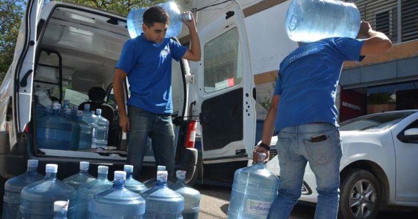 Bareiro: “Muchos clientes compran los bidones de agua con tarjeta de crédito”