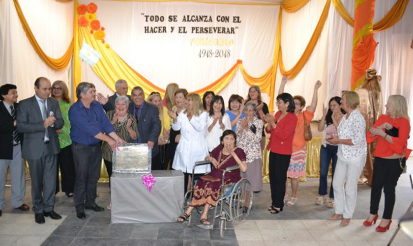 Pozo del Tigre celebró 113° aniversario y centenario de señera escuela primaria