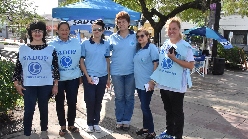 Docentes de escuelas privadasrechazan recortes nacionales